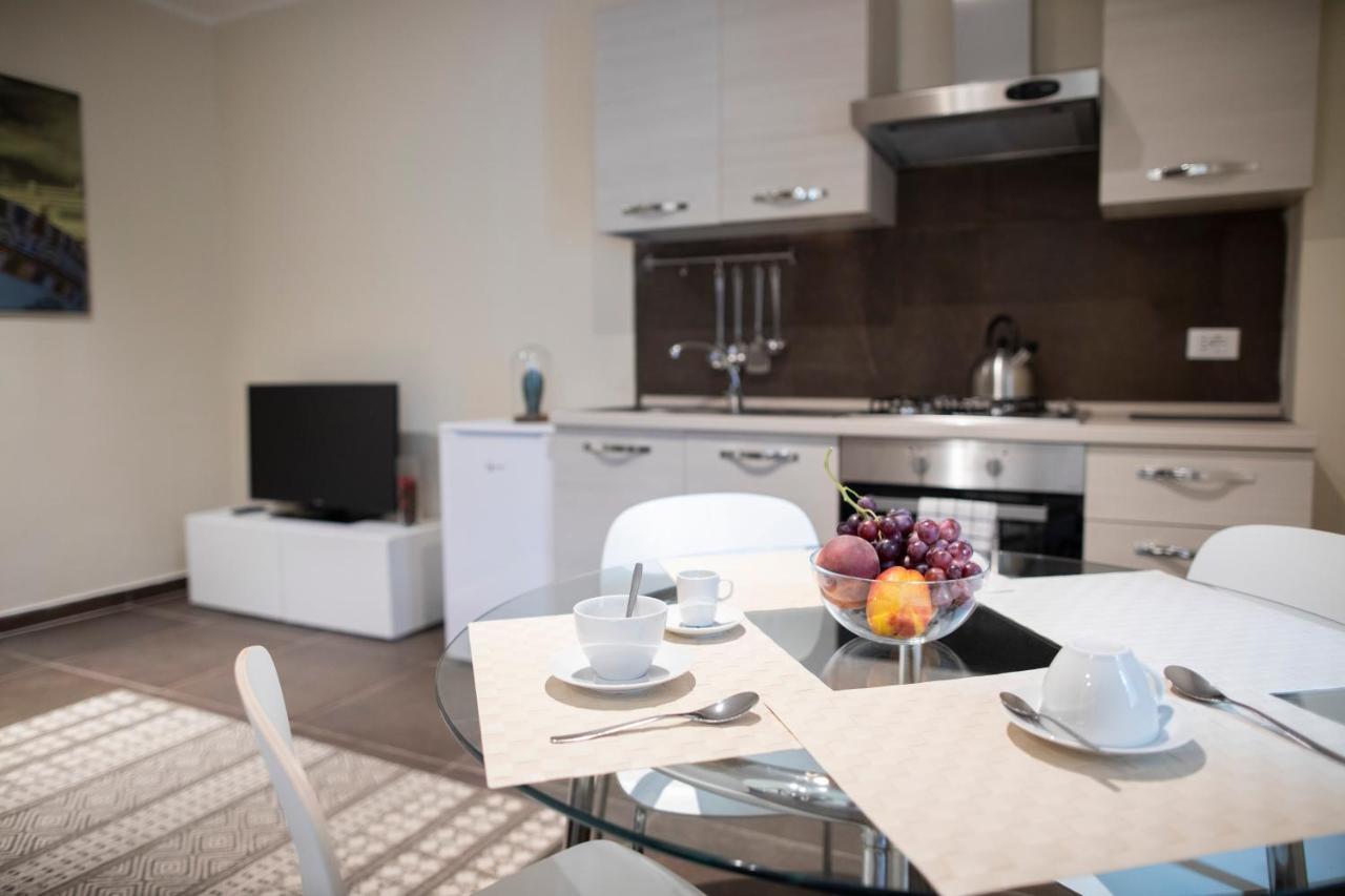 קטאניה Katana Suites Apartments מראה חיצוני תמונה